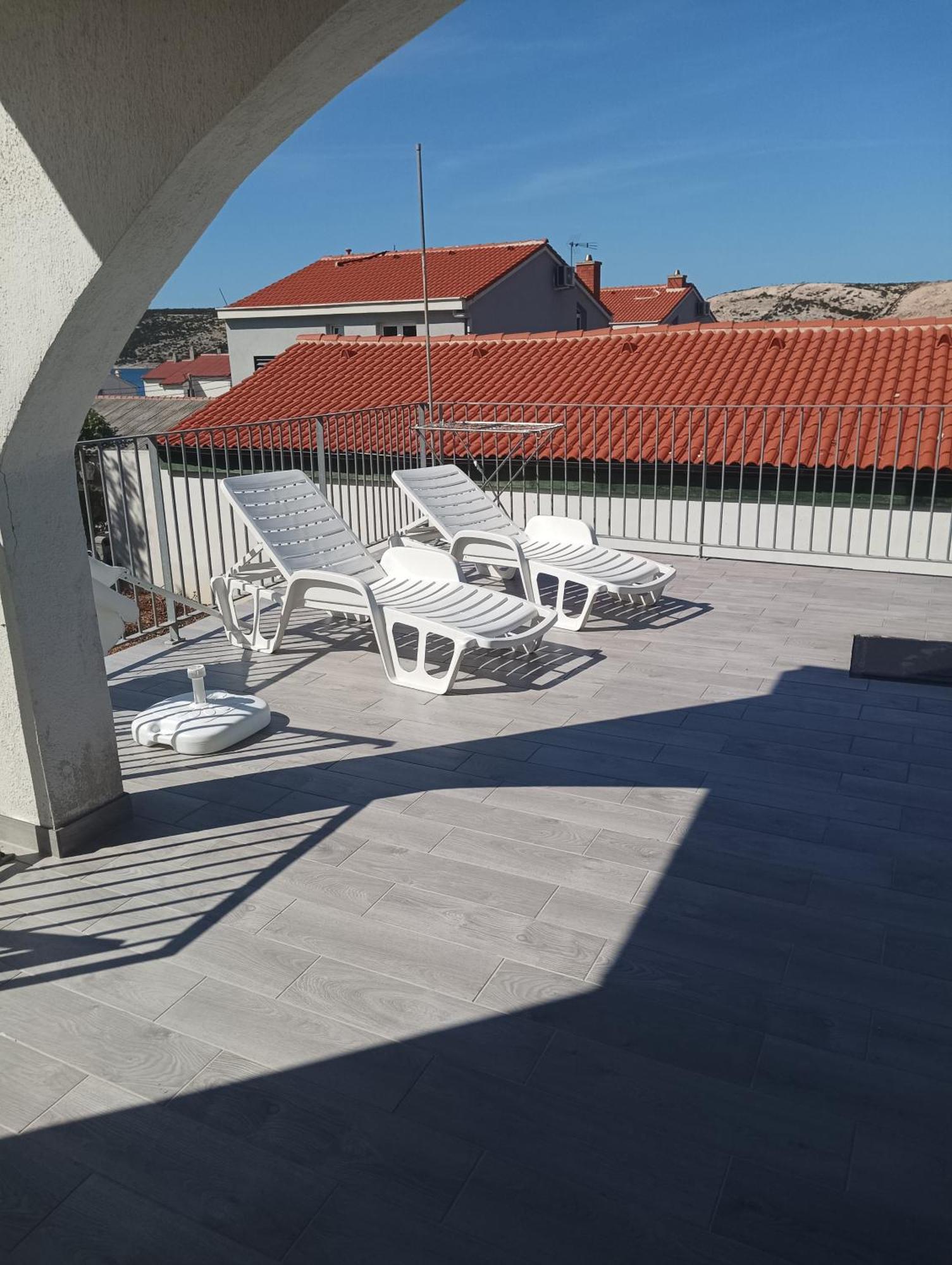 Val Apartmani, Stara Novalja Exterior foto