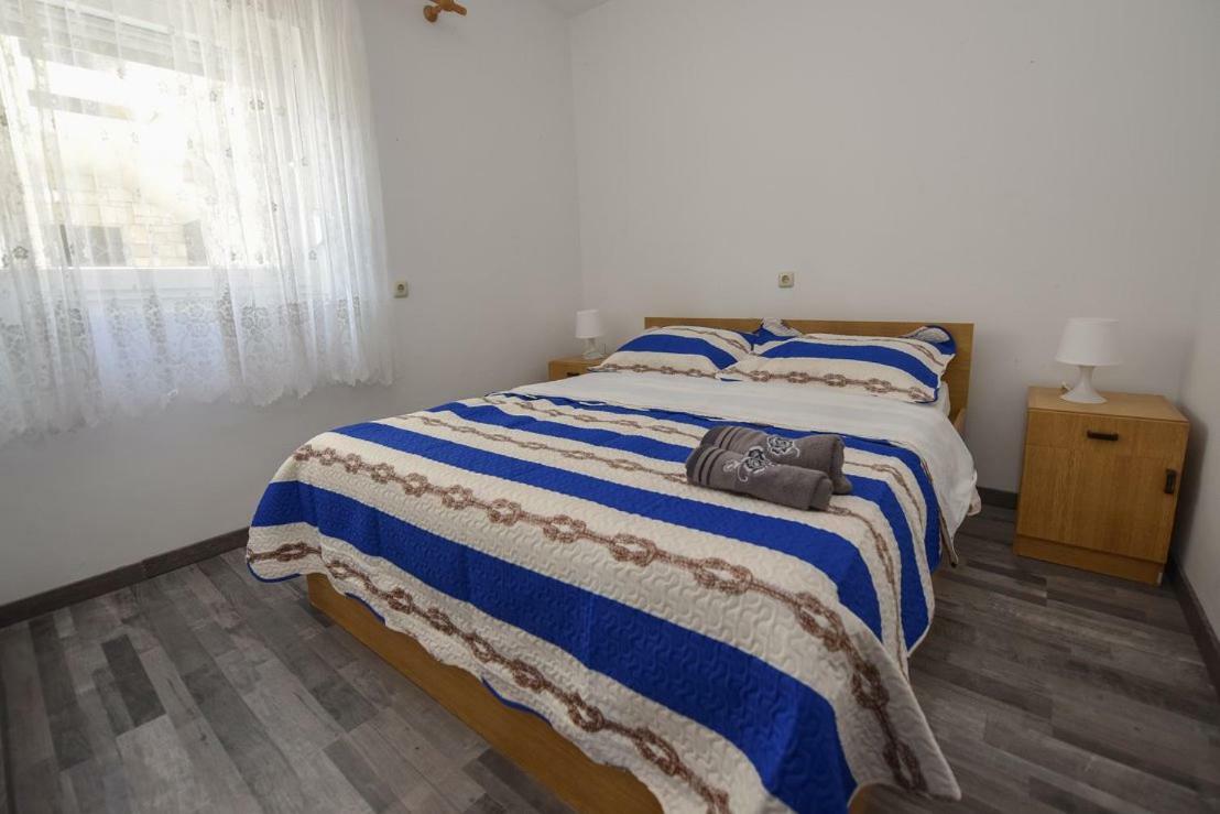 Val Apartmani, Stara Novalja Exterior foto